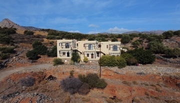 ELA6719 – Complex of six apartments in Elounda