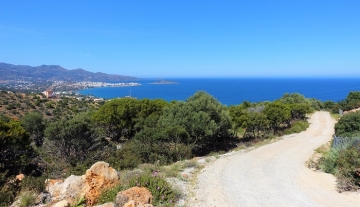 AMBP6547 – Building plot of 6000m² with panoramic sea view in Ammoudara, Agios Nikolaos